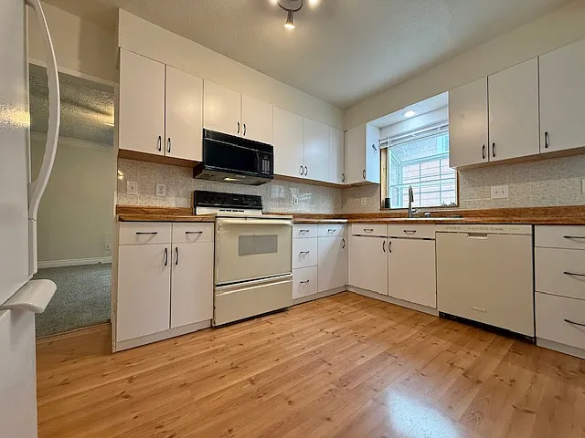 1007 E Carlisle Ave — Photo 4