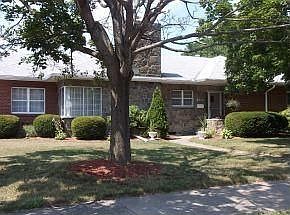 1st image of 2115 Riverview Dr