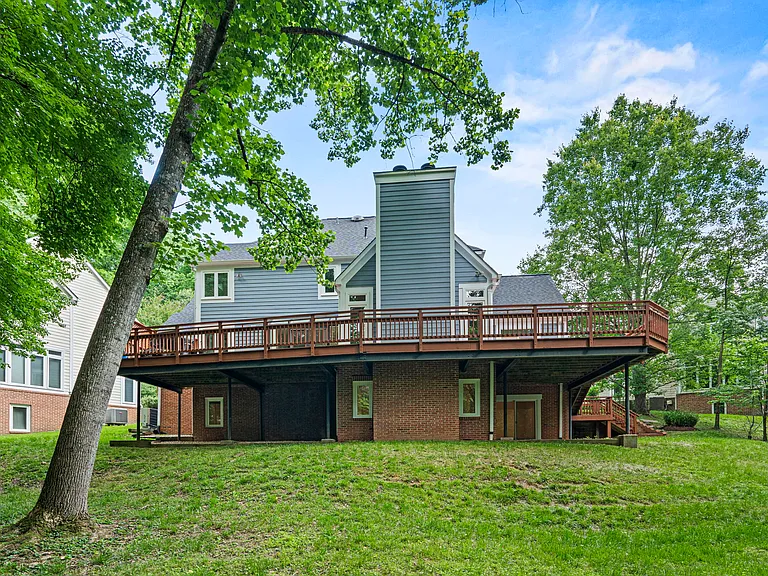 7926 Long Ridge Ct — Photo 33