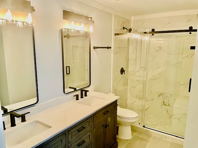 100 W Court St #1B — Photo 16