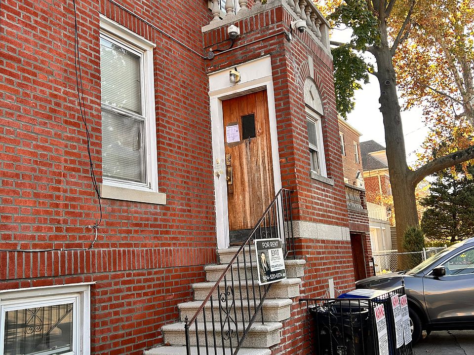 2nd image of 1030 Esplanade Ave