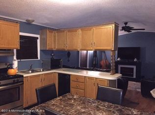 37 Secretariat St, Howell, NJ 07731