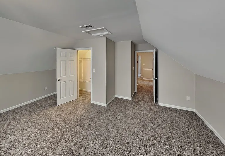 5657 Wolf Pack Dr — Photo 20