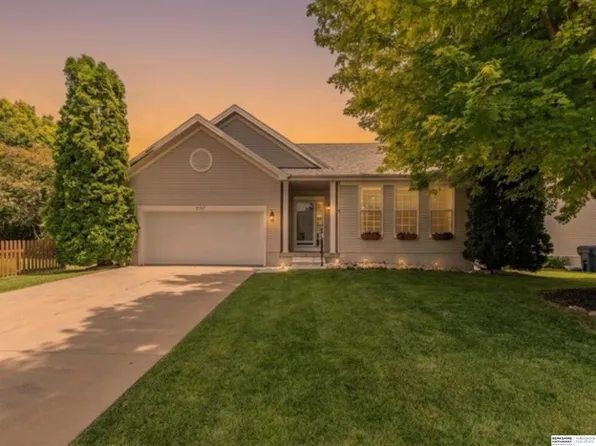 2157 N 162nd Ave, Omaha, NE 68116