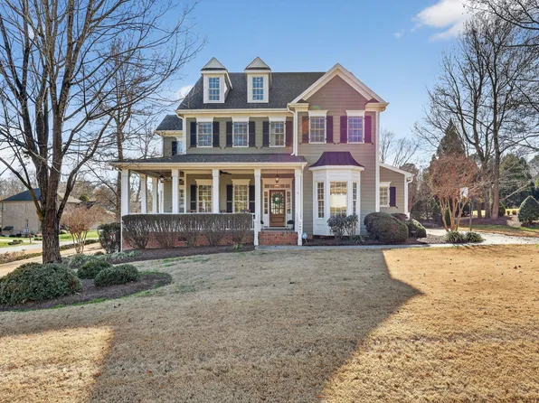 2601 Whistleberry Ct, Apex, NC 27539