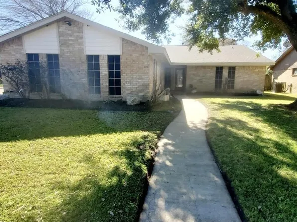601 Meadowlark Ln, Baytown, TX 77521