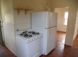 5942 Racine St, Oakland, CA 94609