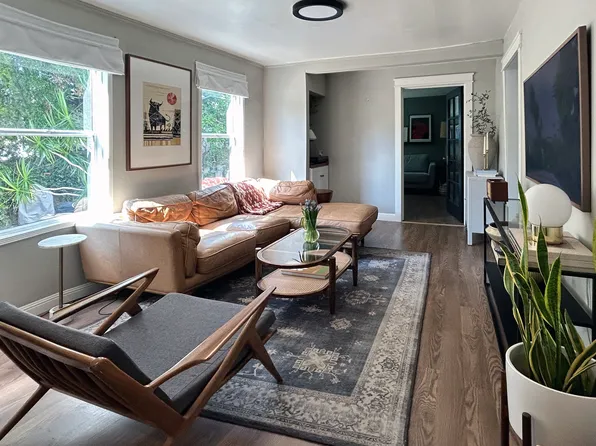 2266 1/2 Cove Ave #1/2, Los Angeles, CA 90039