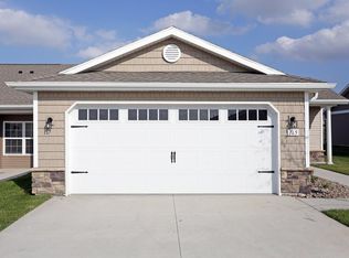 835 NE Redwood Blvd, Waukee, IA 50263