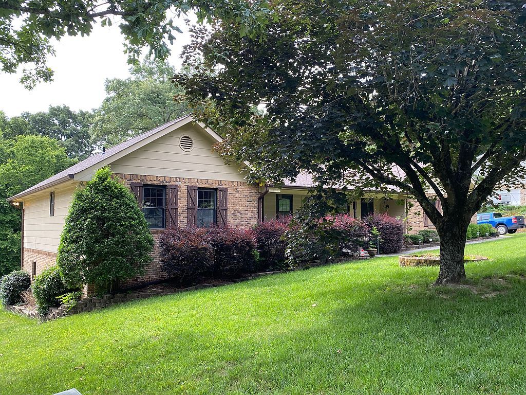 316 Shadow Pkwy - Property Image