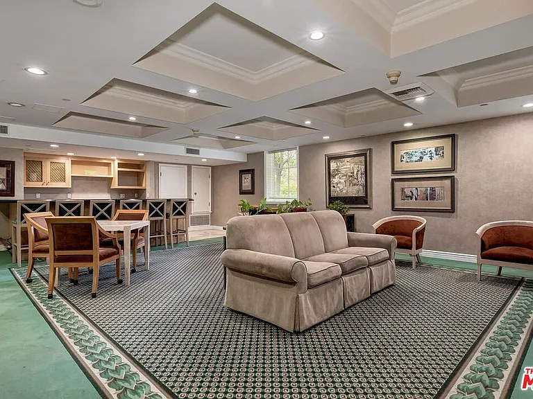 430 N Oakhurst Dr #202 — Photo 35