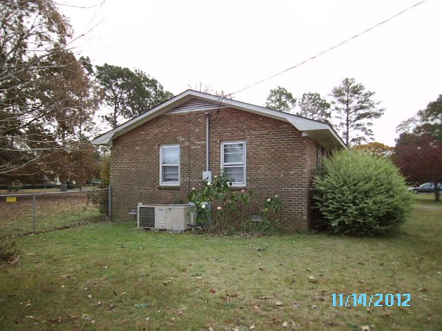 2nd image of 629 Chair Rd