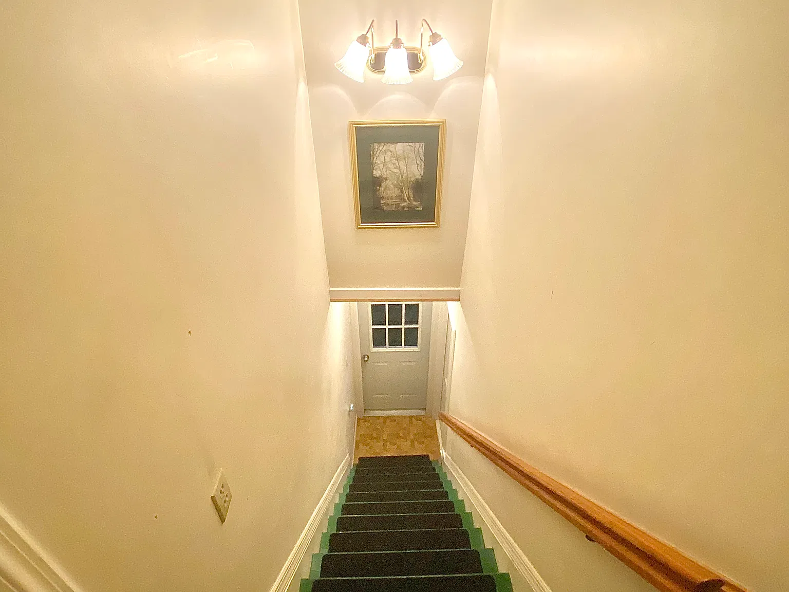 2 bed, 950 sqft, $1,650 — Photo 3