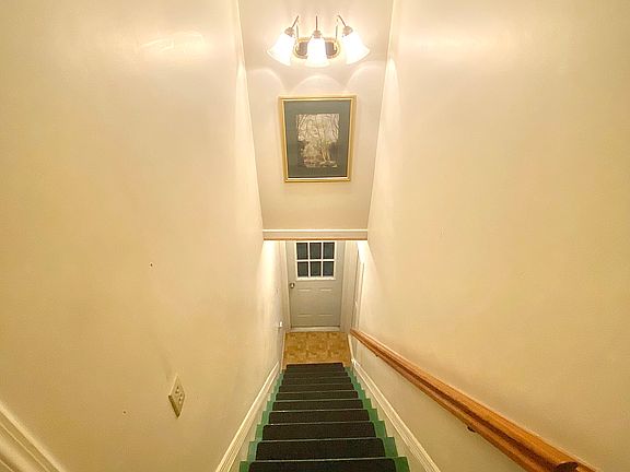 3rd image of 412 Pearl Lake Rd #2
