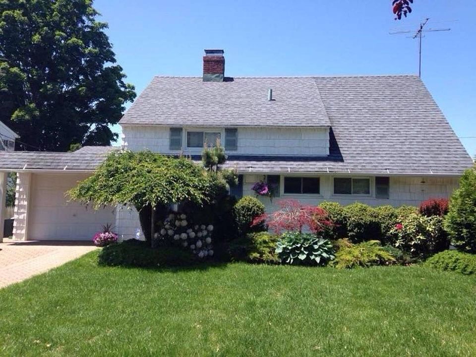 1st image of 64 W Cabot Ln