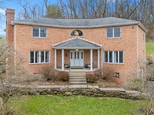 155 Ramage Rd, Pittsburgh, PA 15214