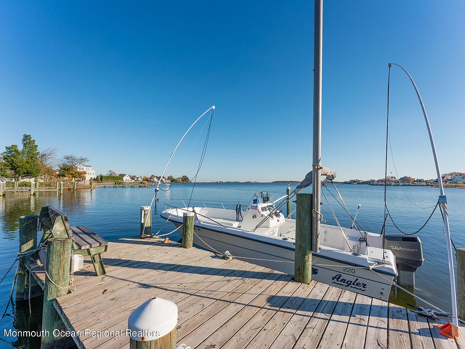 101 Pinewood Road, Toms River, NJ 08753 Zillow