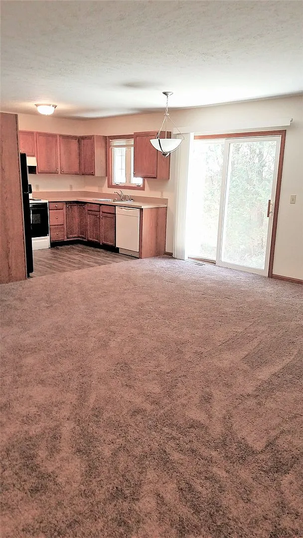 Long Drive Villas — Photo 3