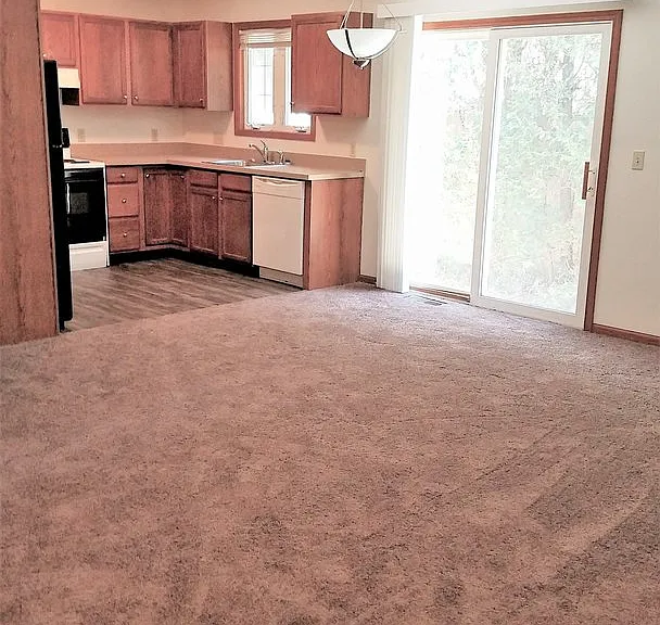 3919-3943 Long Dr — Photo 3