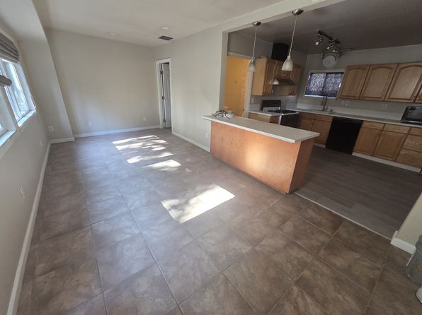 3415 Marshall Ave APT B