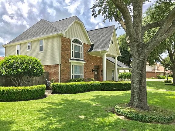 4th image of 2504 Edgemont Ln