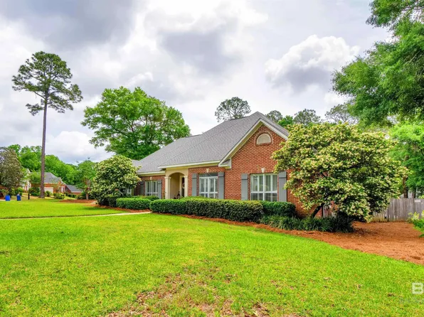 206 N Circle Dr, Fairhope, AL 36532