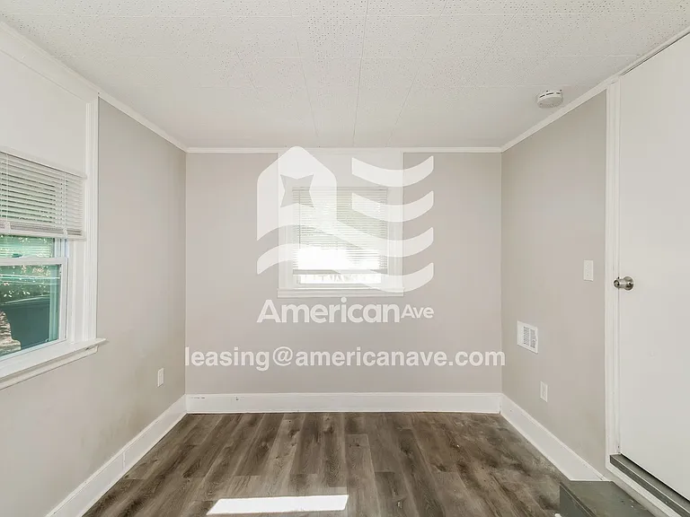 1071921_011_wm_-_bedroom_13152948.jpg