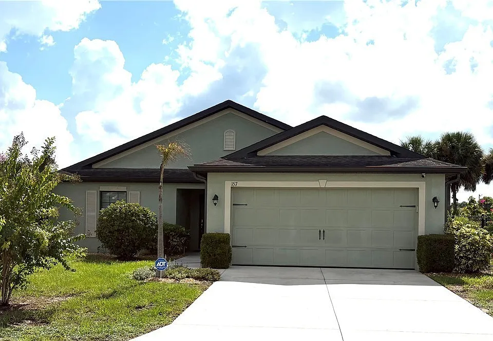 157 Shadow Lakes Dr