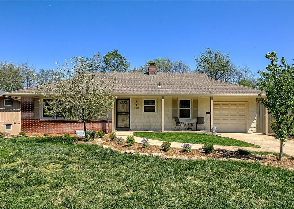 1st image of 9917 Flora Ave