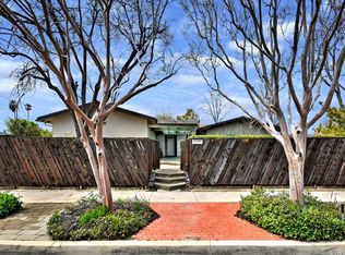 20400 Kinzie St, Chatsworth, CA 91311