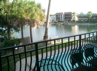 11910 Lagoon Ln #202, Saint Petersburg, FL 33706