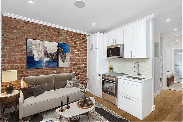 1st image of 422 E 81st St #3G