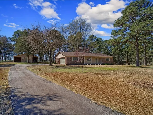 664 N Sherman Cir, Russellville, AR 72802