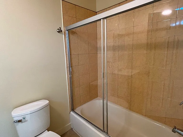 1612 N Soto St — Photo 19