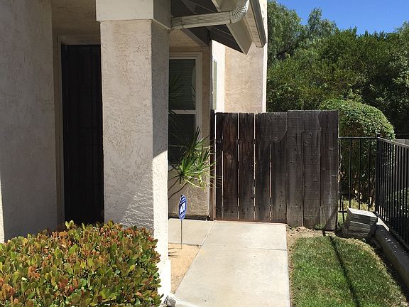 4th image of 2209 Manzana Way