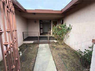 7633 Ampere Ave, North Hollywood, CA, 91605