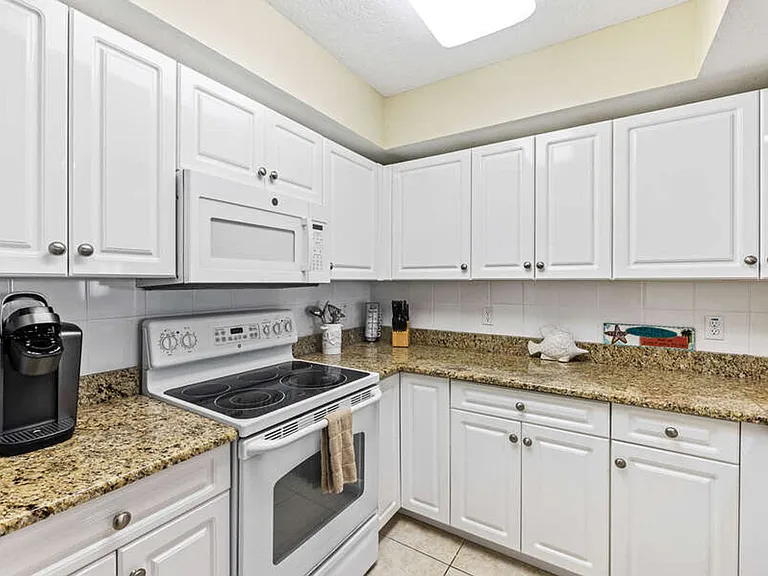 5300 S Atlantic Ave #10403 — Photo 3
