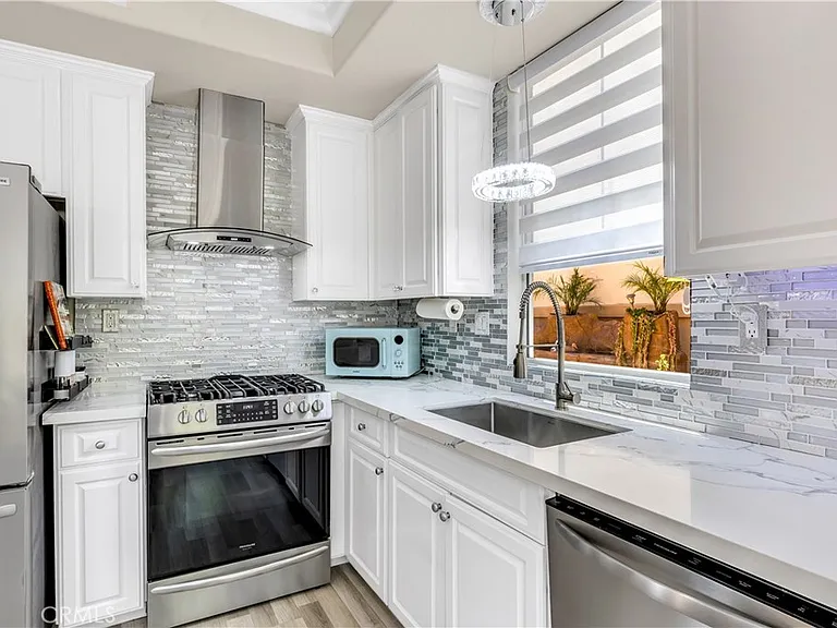 28060 Paseo Hacienda — Photo 18