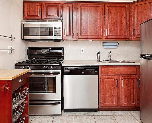 3rd image of 2098 Frederick Douglass Blvd APT 2I