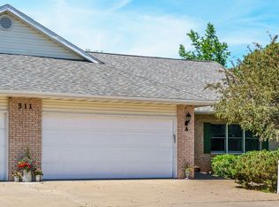 511 Washington Ct SW APT A, Mount Vernon, IA 52314