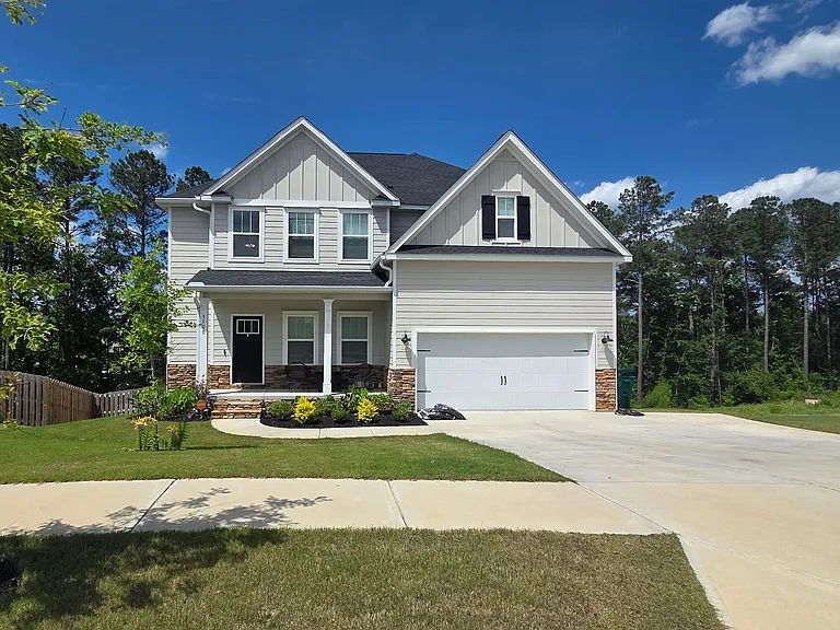 3500 Hilltop Trl — Photo 1