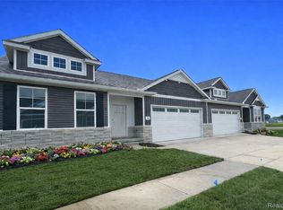 348 McDowell Dr, Howell, MI 48843