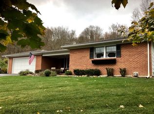 203 Blackburn Ave, Bedford, PA 15522