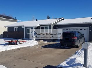7219 Bomar Dr, Cheyenne, WY 82009