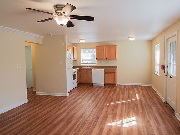 2nd image of 25 Lincoln Ave #Wash1
