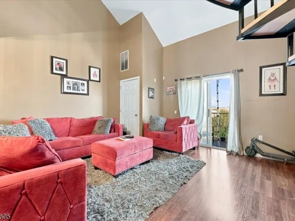 39 Union St #406, Hackensack City, NJ 07601