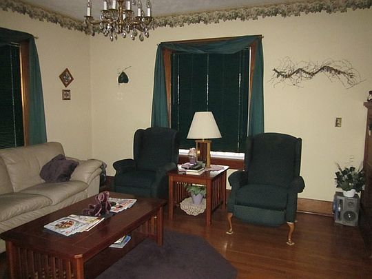 3rd image of 2365 Aspen Ave