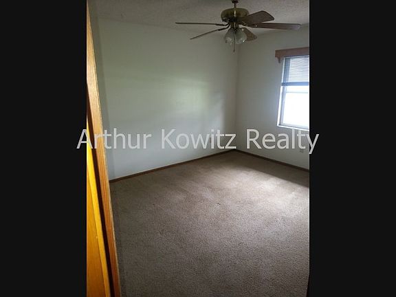 3rd image of 1206 S Tracy Dr