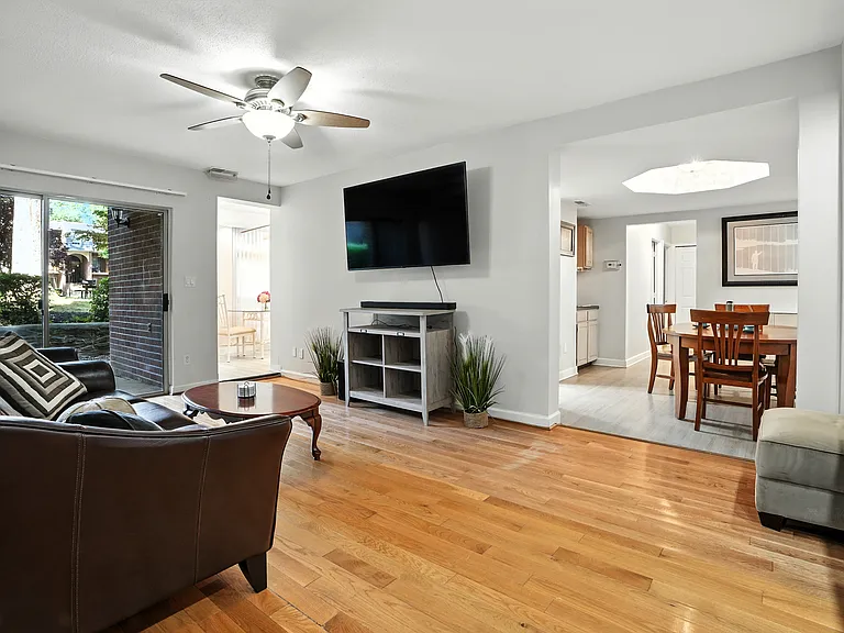 3378 Woodburn Rd #T3 — Photo 2
