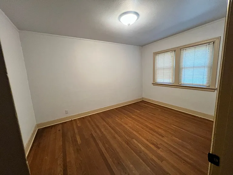 3443 SE Madison St — Photo 14